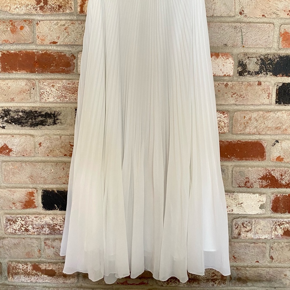 NWT Aritzia Wilfred Twirl Skirt White XS